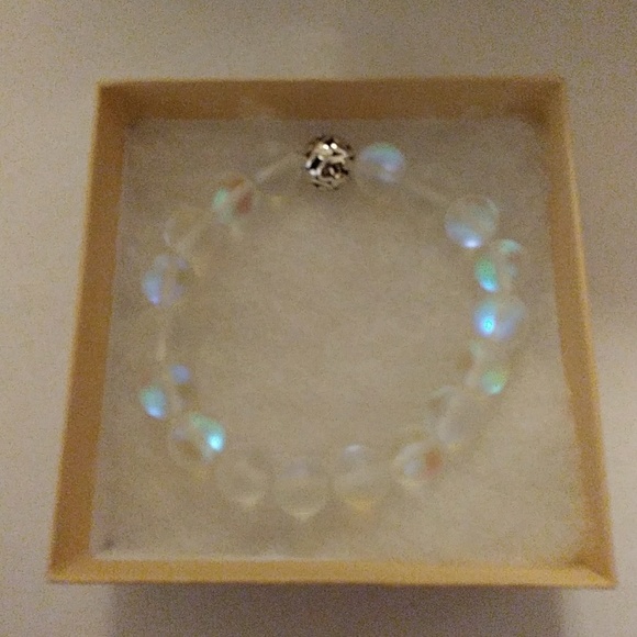 White Moonstone Bracelet - Picture 2 of 8